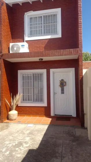 Alquilo Hermoso Duplex Dé 4 Ambientes En Don Torcuato Este