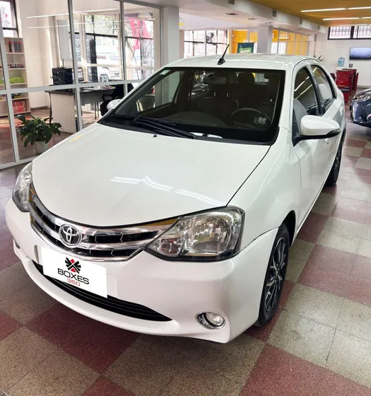Toyota Etios Etios 1.5l Platinum 4 Puertas At