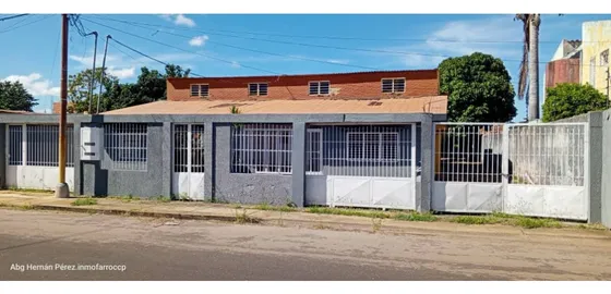 Casa En El Sector De Pueblo Nuevo Sur - El Tigre Ve02-2152pns-hper
