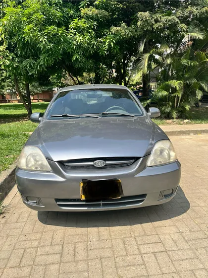 Kia Stylus 1.5 Stylus