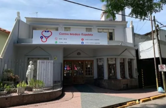 Edificio Comercial En Venta - Clínica Médica - Ezpeleta 