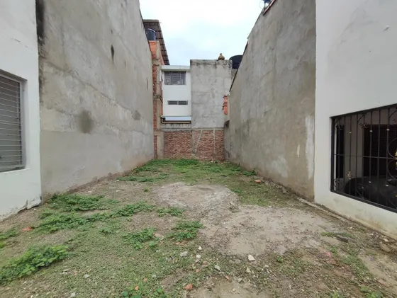 Lote En Venta En Avenida Libertadores. Cod V28523