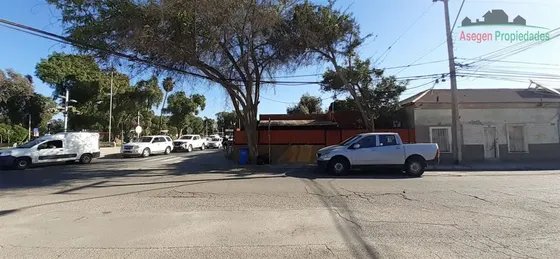 Casa En Venta De 5 Dorm. En Sector Parque Schneider