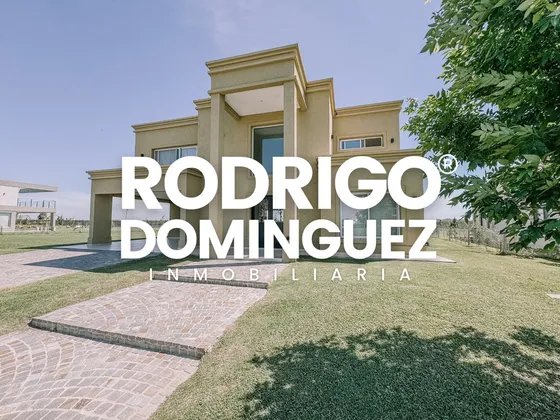Casa Chalet  En Venta En Terralagos, Canning, Ezeiza