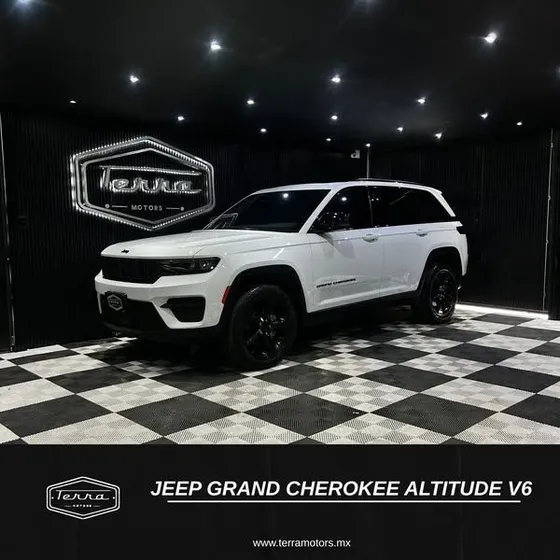 Jeep Grand Cherokee 3.6 V6 Altitude 4x2 At