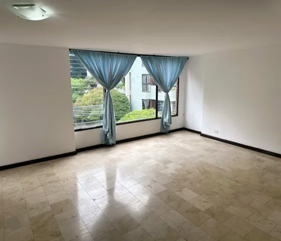 Vive En Granada: Amplio Apartamento Arriendo Con Vista Cerca Al Colombo Americano