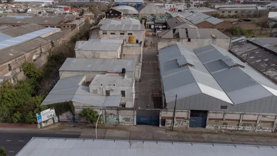 Depósito En Sarandi