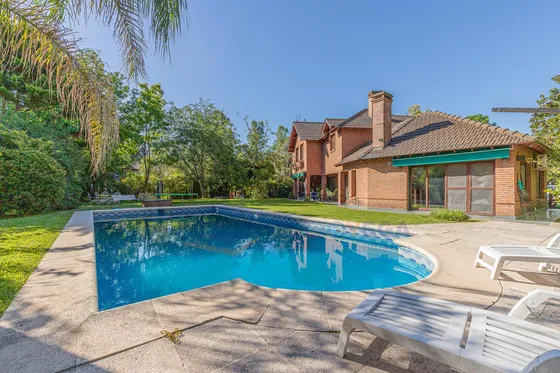 Casa  En Venta En  Campos De Alvarez Moreno
