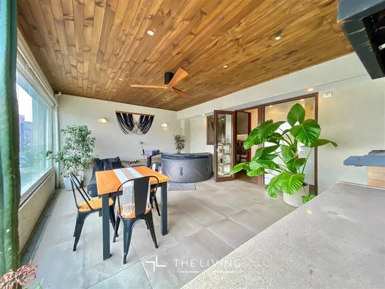 Duplex Amoblado En Arriendo De 2d. En Las Condes