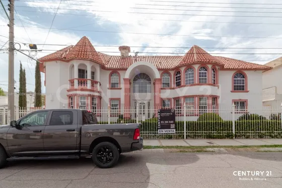 Casa En Venta En San Felipe V, Chihuahua