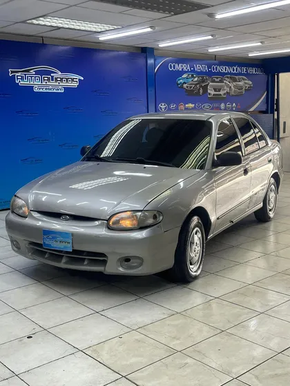 Hyundai Accent Automatico