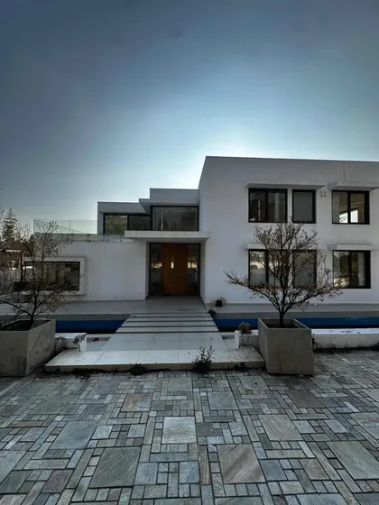 Casa En Venta En La Reina