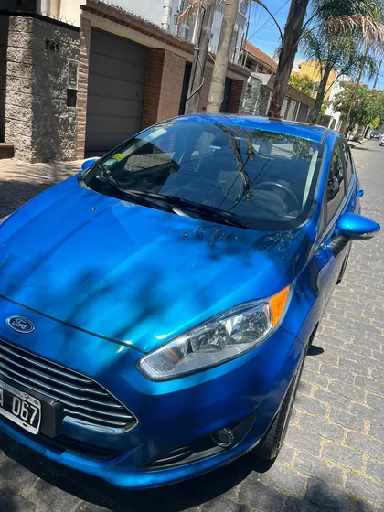 Ford Fiesta Kinetic 1.6 Titanium Powershift 120cv
