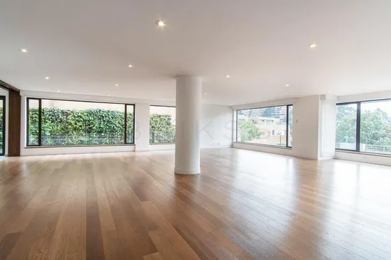 Apartamento En Venta En El Refugio-chapinero. Cod V6111