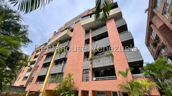 Exclusivo Y Moderno Apartamento En Venta, Urb. Campo Alegre