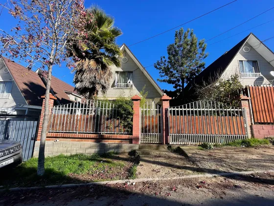 Vende Propiedad Indep. En Manquehue Viii Los Pinos Quilpue