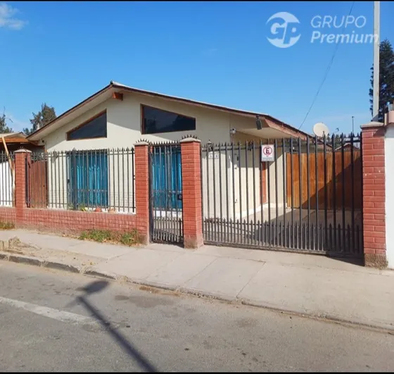 Casa En Arriendo De 4 Dorm. En Copiapó