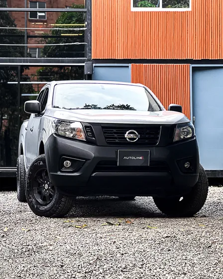 Nissan Np300 Frontier 2.5 Mt 4x2