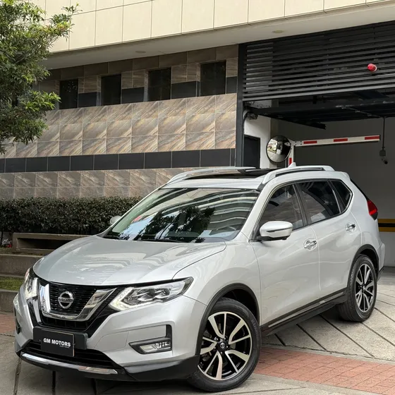 Nissan X-trail 2.5 Exclusive