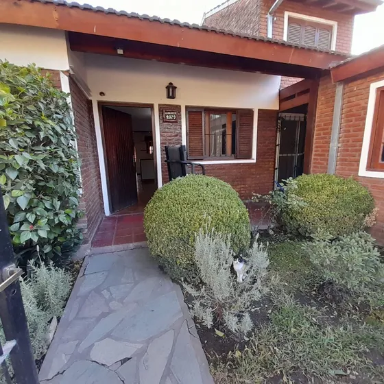 Venta De Casa En Tortuguitas 