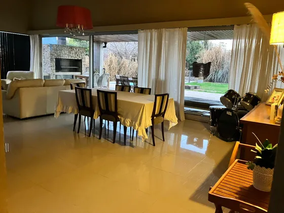 Casa Venta Escobar Barrio Las Liebres 3/4 Dormitorios Con Pileta