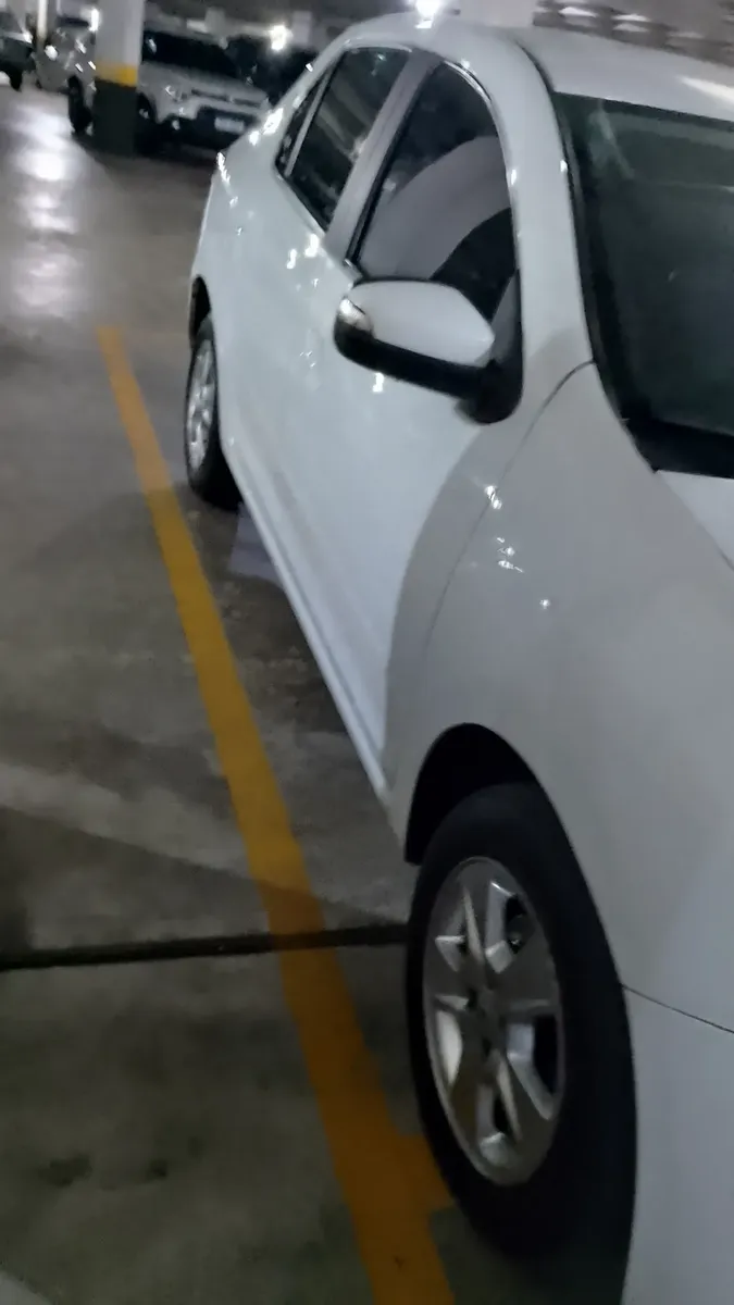 Renault Logan 2015 1.6 Dynamique Hi-power Easy-r 4p — foto 3