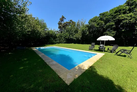 Venta Casa Quinta  4 Ambientes En Tortuguitas