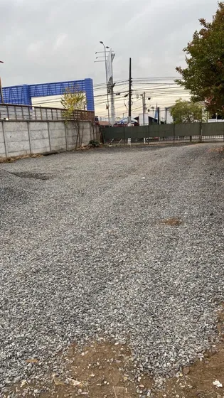 Se Arrienda Propiedad De 1147m2 Con Excelente Ubicación
