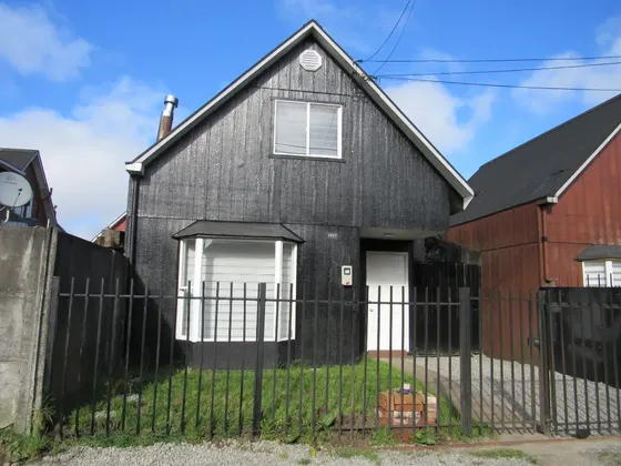 Casa De 2 Pisos, 2 Dormitorios 1 B Bosquemar Puerto Montt