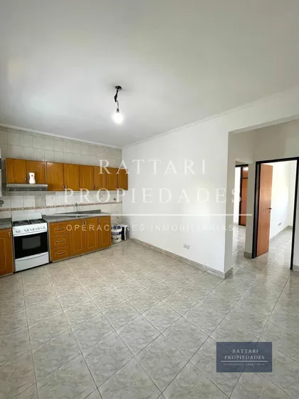 Venta Departamento 2 Amb Y Medio Con Balcón San Justo Centro
