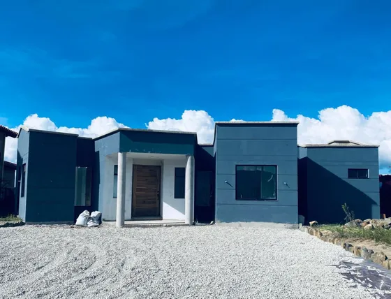 Casa Campestre En Venta En El Carmen De Viboral. Cod V12399