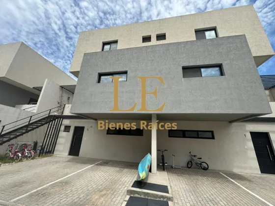 Casa Tipo Duplex En Altos Del Encuentro
