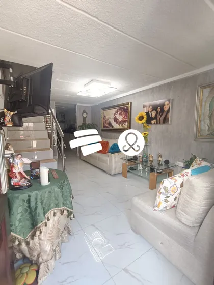 Casa En Venta En Santa Fe 4 Habitaciones