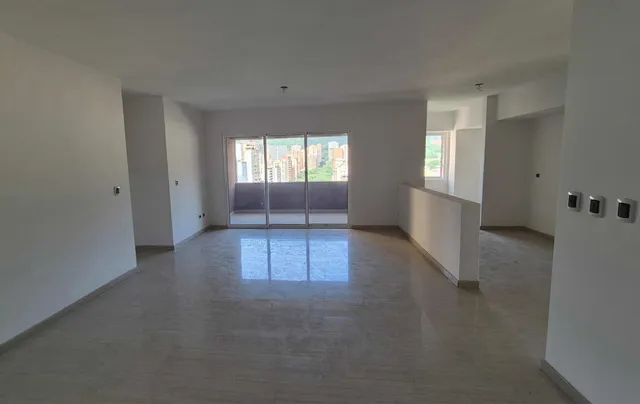 Nuevo Apartamento Con Piscina Y Planta En La Trigaleña