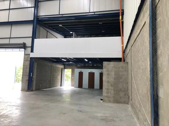 Bodega En Arriendo  Vía Condina  - Pereira (279057800).