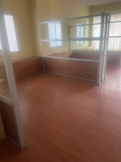 Oficinas En Vivar,pleno Centro Iquique, Para Empresas