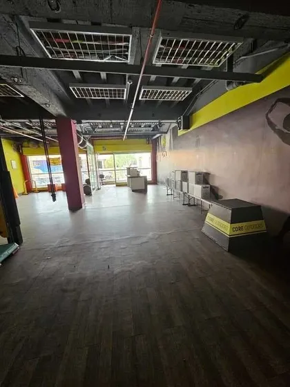 Local Comercial En Venta Ubicado En Centro Comercial Los Jarales San Diego. St