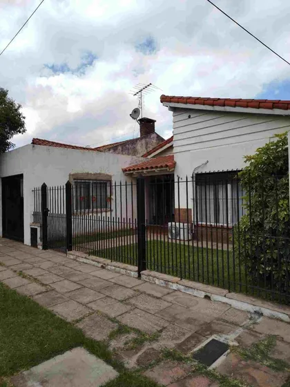 Venta Casa 5 Ambientes Moron Apto Credito Hipoteca