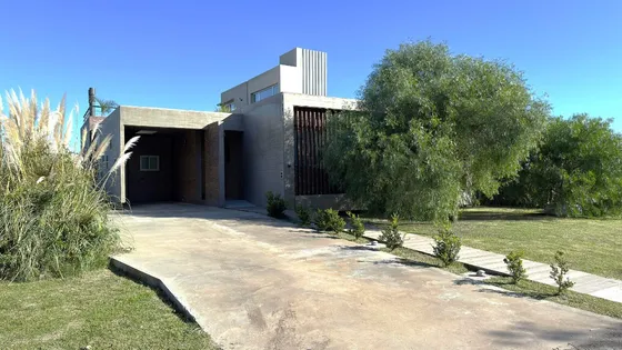 Venta Casa Country Los Pasos Golf De 3 Dormitorios 