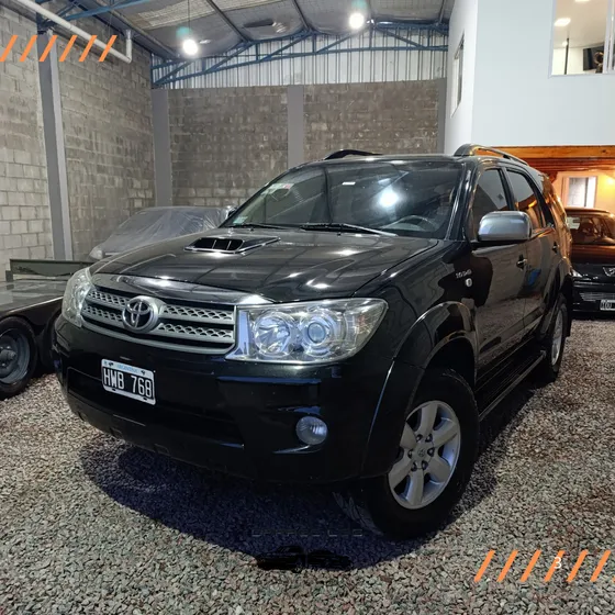Toyota Hilux Sw4 3.0 I Srv 4x4 (2009)