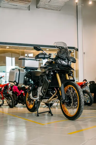 Voge Ds 900x Black Knight Edition 0km - Resonancias Motos