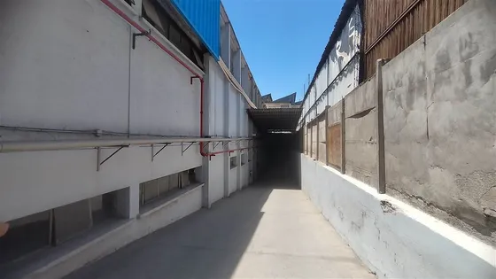 Galpón/bodega En Arriendo, Macul, P.de Valdivia, Qulín