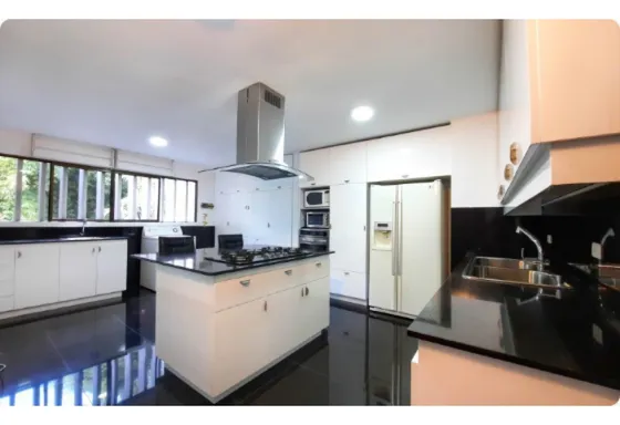 Rhbr-11659 Apartamento Piso Bajo (poblado , Sector Provenza)