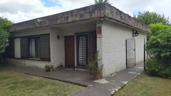 Casa Con Amplio Parque De 1200m² En Buena Ubicación!