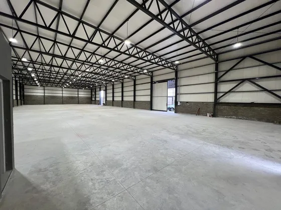 Se Alquila Galpón Comercial