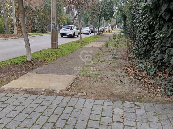 Terreno Constructoras O Casa Familiar En La Reina Alta