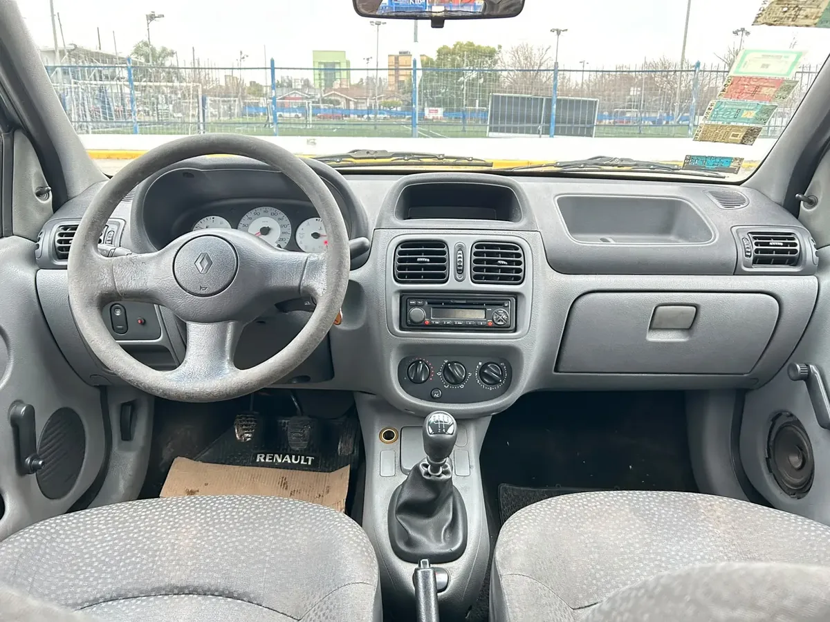 Renault Clio 1.5 Authent.533399461922744328
