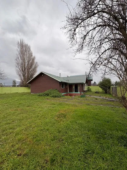 Casa En Venta En Pucón, 5 Min Del Centro Y Vista Volcán