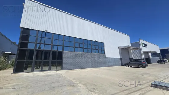 Nave Industrial En Alquiler 1500 M2 En Polo Industrial Ezeiza