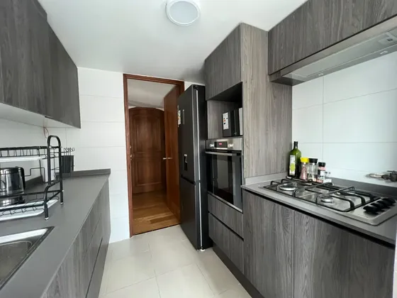 Excelente Dpto Remodelado Sector Residencial en Providencia,
